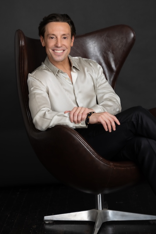 Dr Neinstein headshot 2025